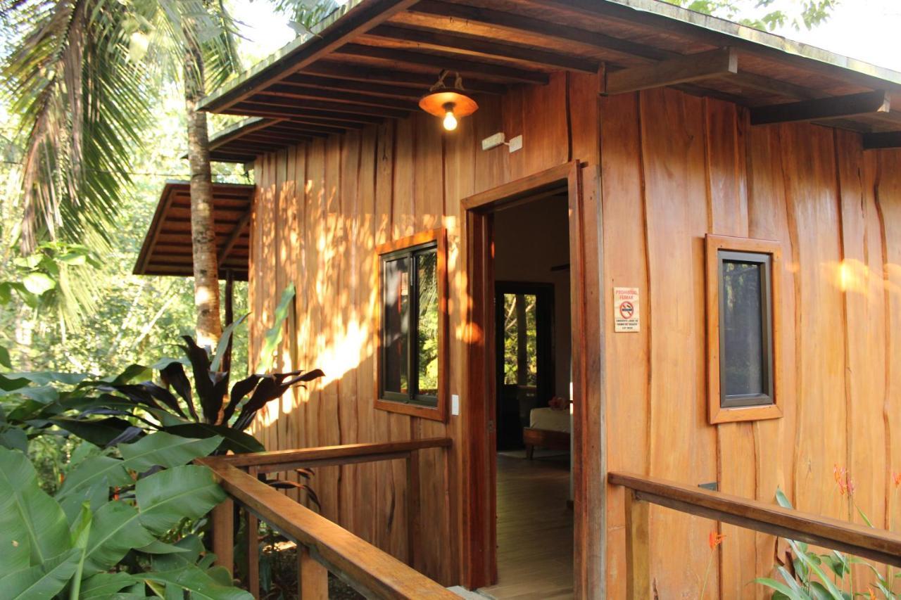 Natural Drake Bay Hotel Boutique Exterior photo